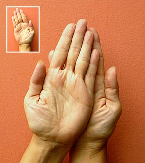 Golden Attractor field hand position